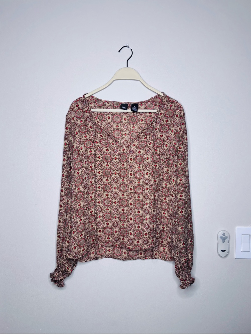 Vintage Mossimo Target Silk Patterned Long-Sleeve Blouse